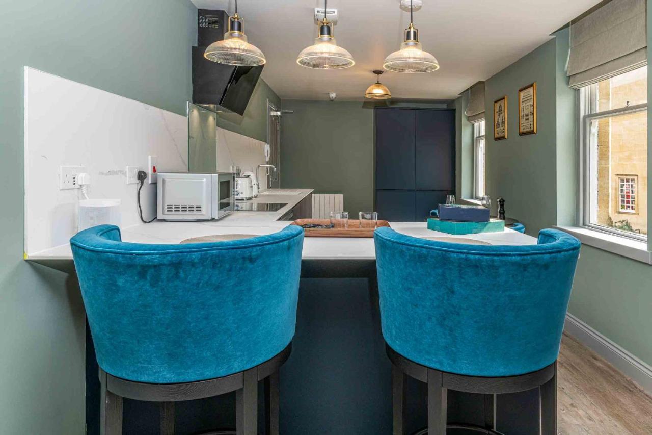 Stylish Modern 1 Bedroom, City Centre Бат Екстер'єр фото